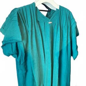 NEW CARAVANA women's kuri cape in alpine green